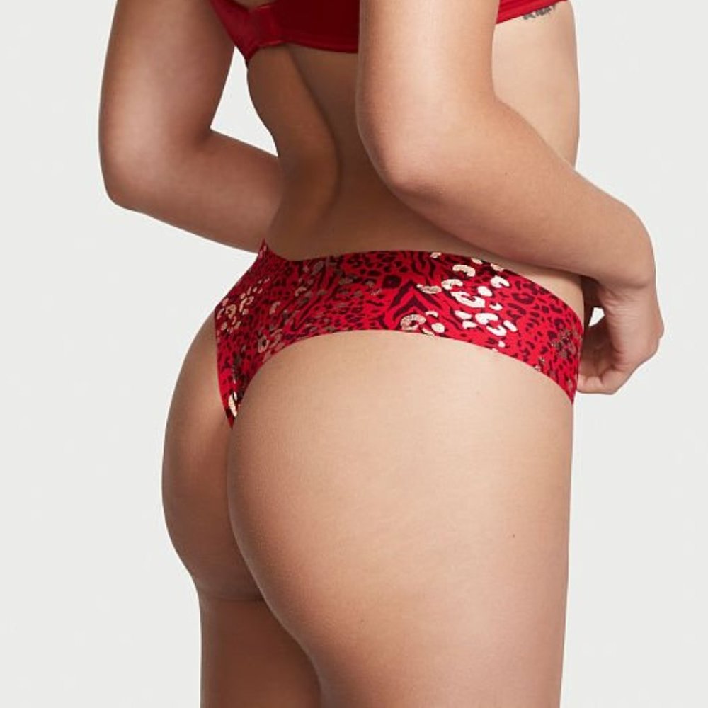 Sexy Illusions by Victoria's Secret No-Show Shimmer Thong Panty